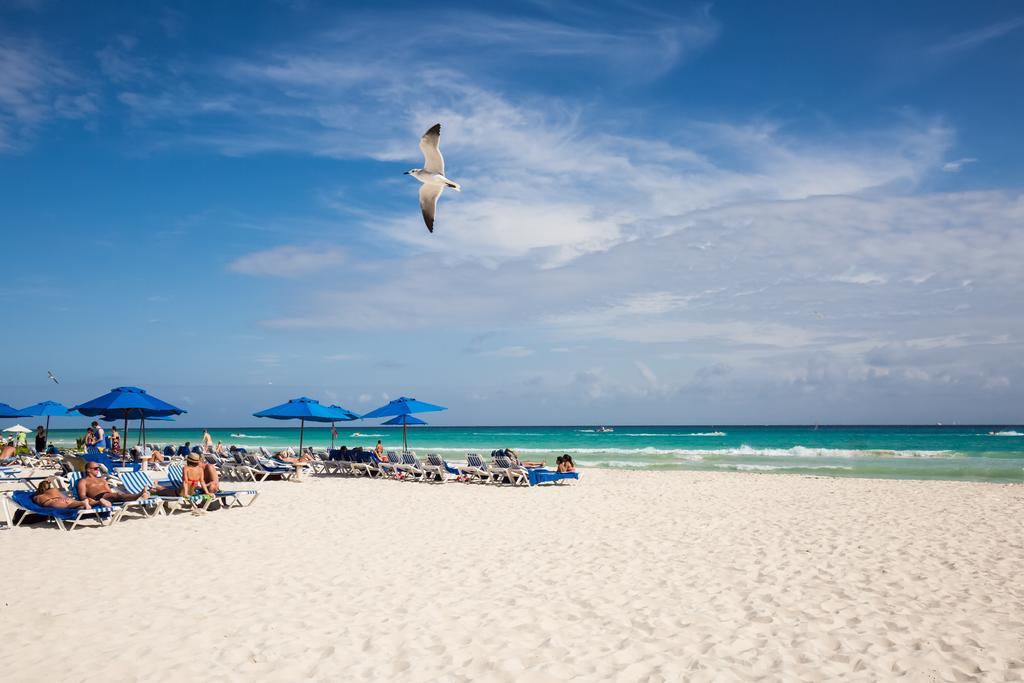 Paseo Luxury Suites Playa del Carmen Room photo