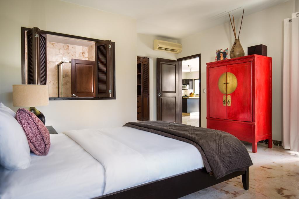 Paseo Luxury Suites Playa del Carmen Room photo