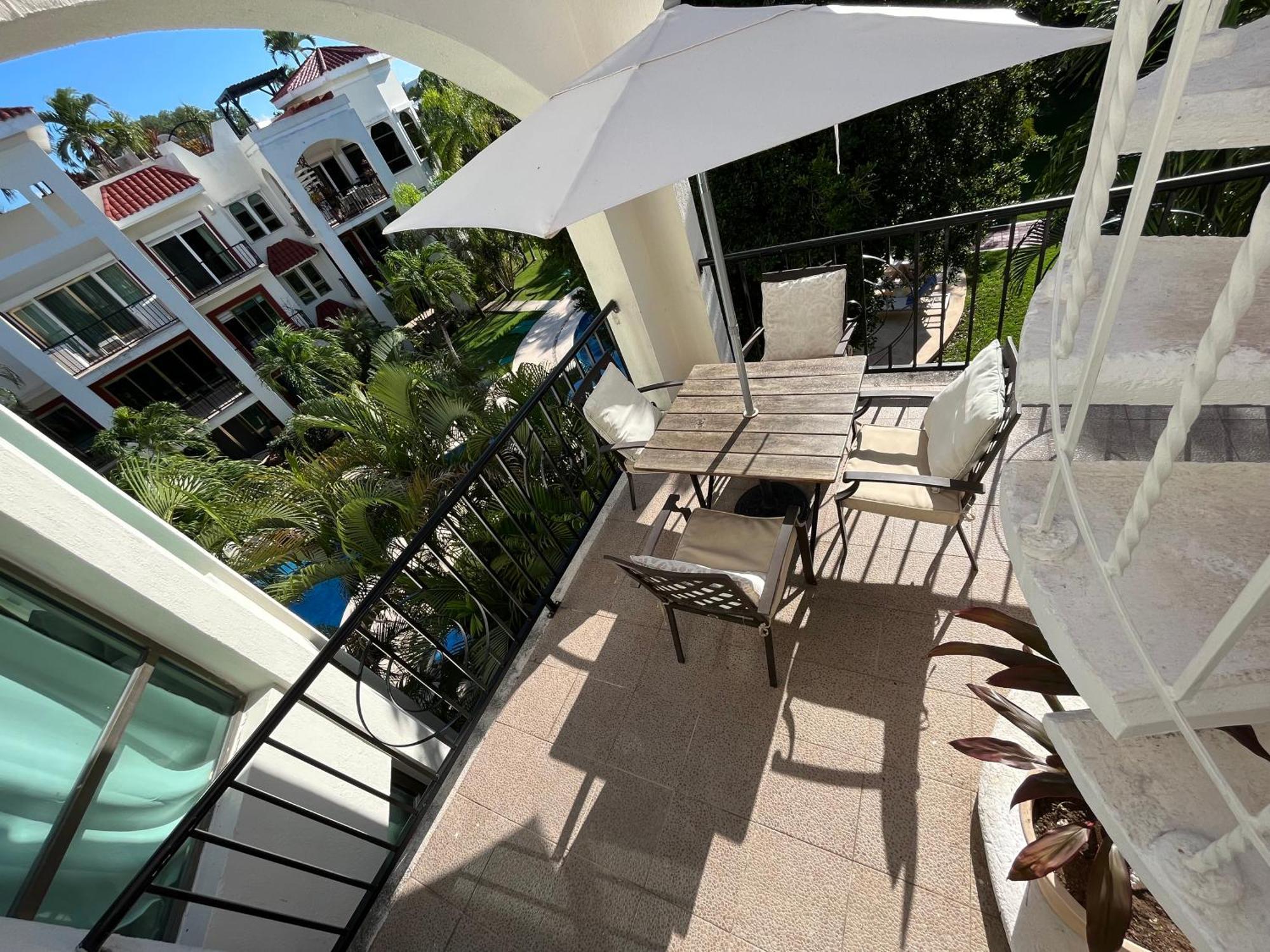 Paseo Luxury Suites Playa del Carmen Exterior photo