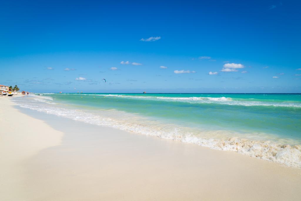 Paseo Luxury Suites Playa del Carmen Room photo